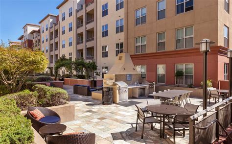 Furnished Apartments for Rent in Walnut Creek, CA .